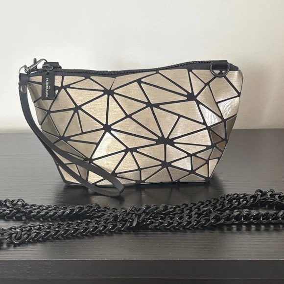 Patrizia Luca Gold and Black Geometric Clutch - Picture 2 of 7